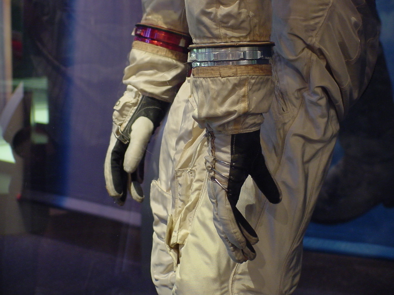 Gemini G5C Suit gloves at Astronaut Hall of Fame