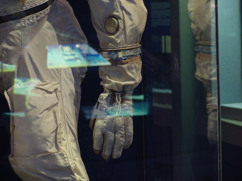 Gemini G5C Suit left glove at Astronaut Hall of Fame