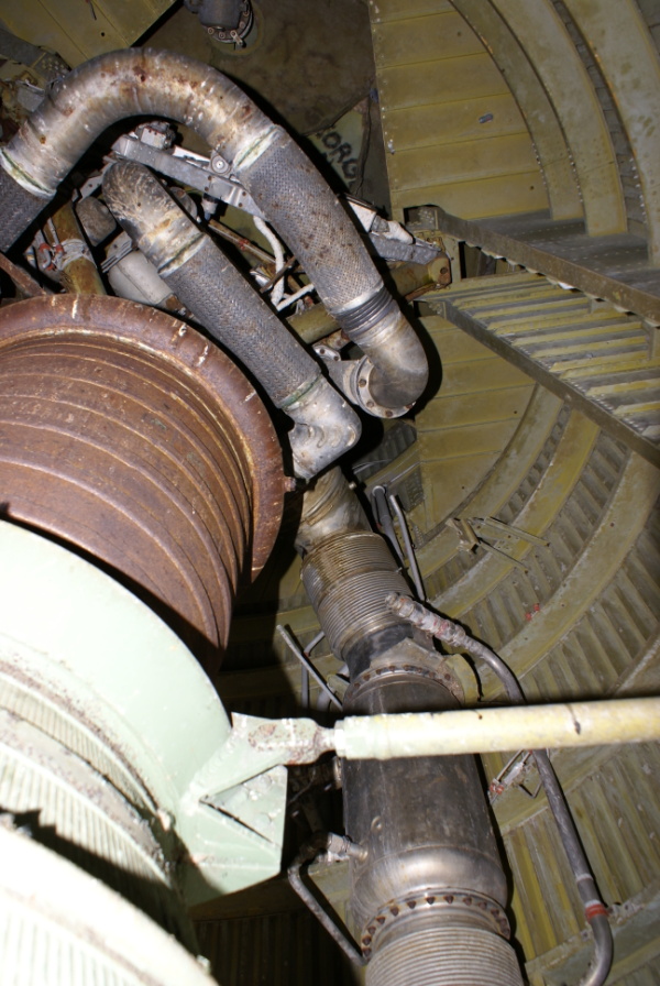 S-3D rocket engine, including LOX high-pressure duct, fuel high-pressure duct, turbine, and heat exchanger in Jupiter Tail Unit Interior at Air Power Park