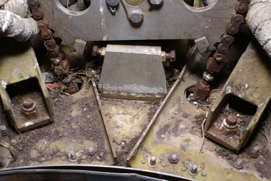 Air rudder/jet vane actuator, gear, and chain in interior of Redstone Tail Unit at Air Zoo