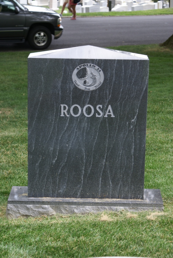 Grave of Stu Roosa (reverse) at Arlington National Cemetery