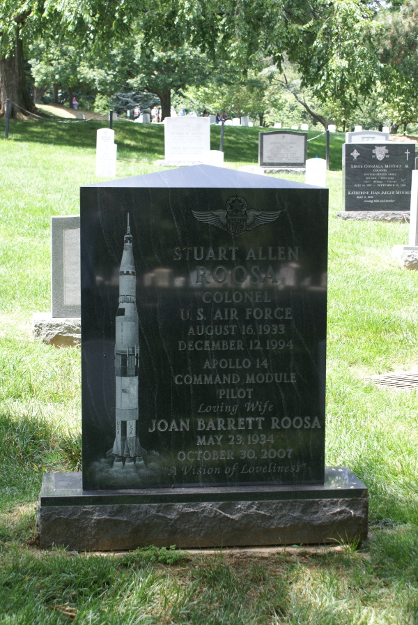 Grave of Stu Roosa at Arlington National Cemetery