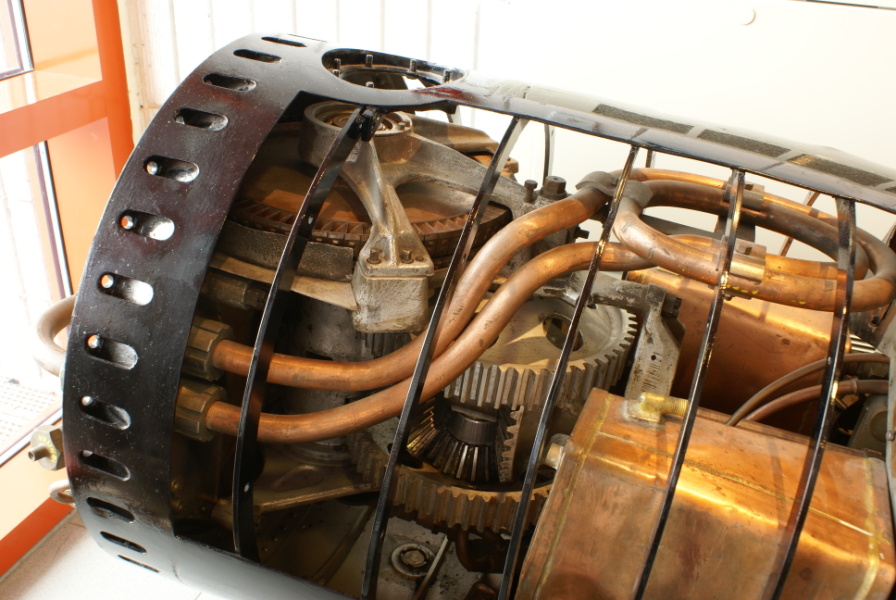 Turbine, main driving gears/gearbox, and oil tanks of Cutaway Mark 23 Torpedo Afterbody at Wisconsin Maritime Museum