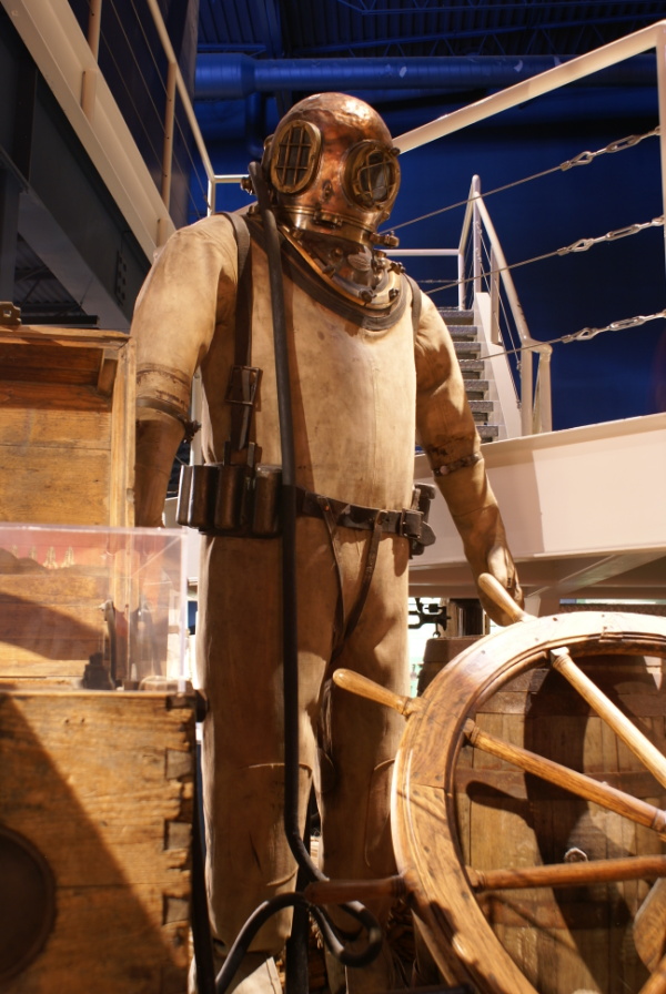 Standard Diving Dress diving suit at Wisconsin Maritime Museum