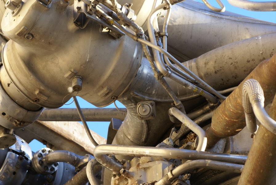 No. 2 main fuel valve (MFV) and fuel inlet manifold on F-1 Engine at Kansas Cosmosphere