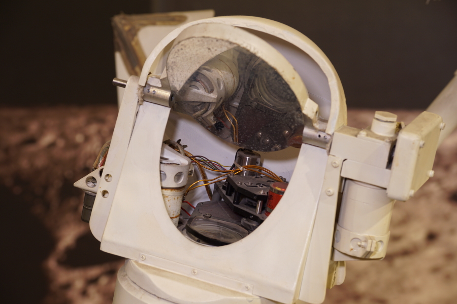 Survey television camera on Surveyor Engineering Model at Kansas Cosmosphere