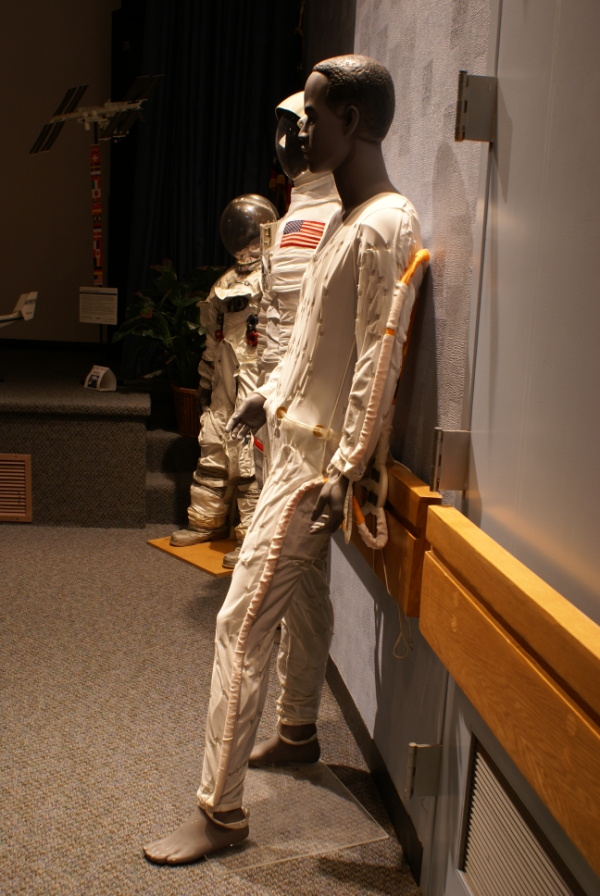 Shuttle Liquid-Cooled Garment at Glenn Research Center
