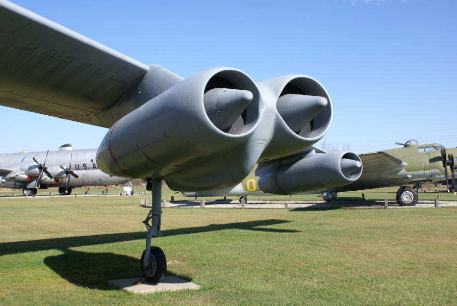 J47 inboard engine nacelle and outrigger landing gear on B-47 Stratojet at Grissom Air Museum