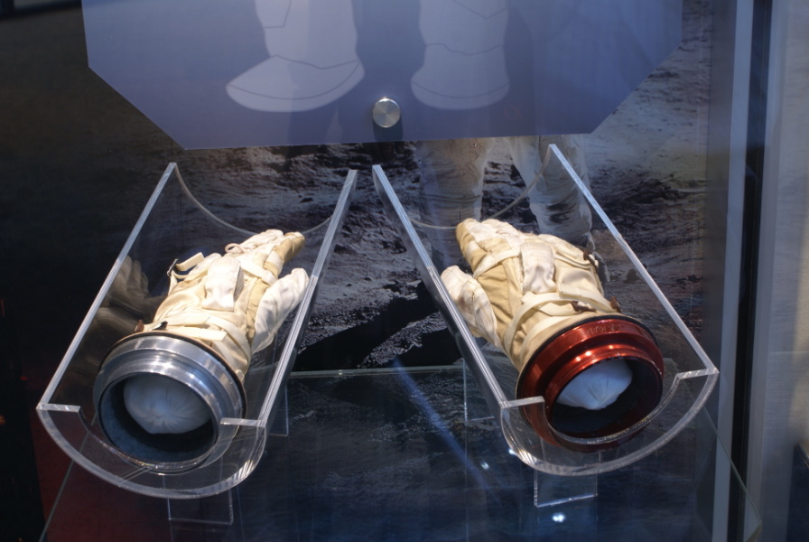 Gemini 3 Suit Grissom Gloves at Mitchell Indiana