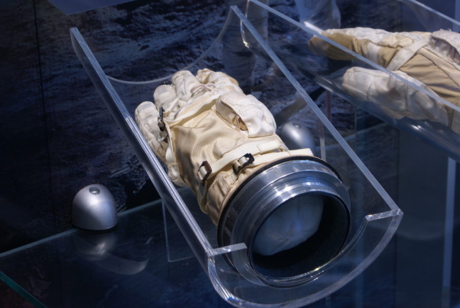 Grissom's Gemini 3 suit left glove at Mitchell Indiana