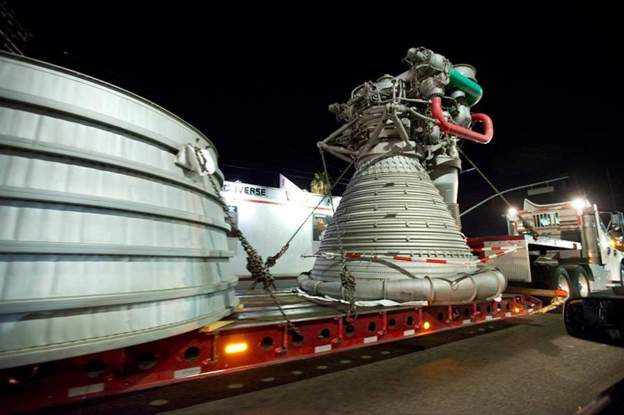 F-1 rocket engine EM-1 (Engineering Mockup 1) during its move from the
    old Rocketdyne headquarters in Canoga Park the De Soto Ave facility