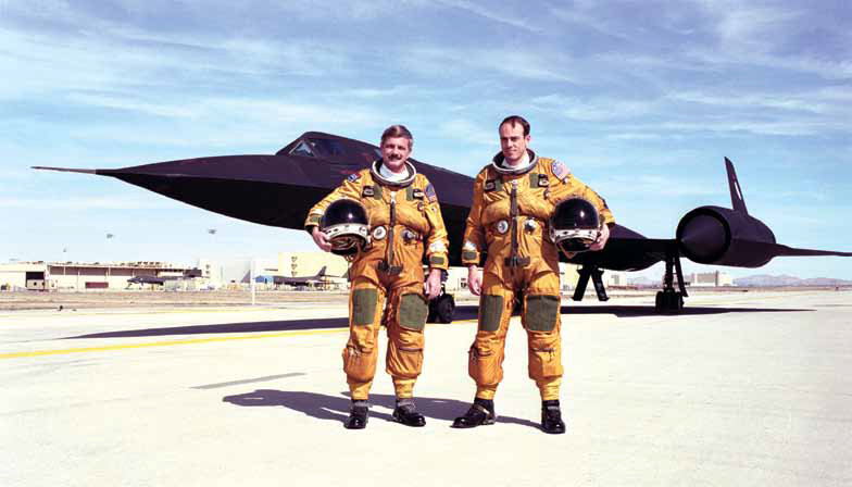 SR-71 pilots wearing S1030 pressure suit