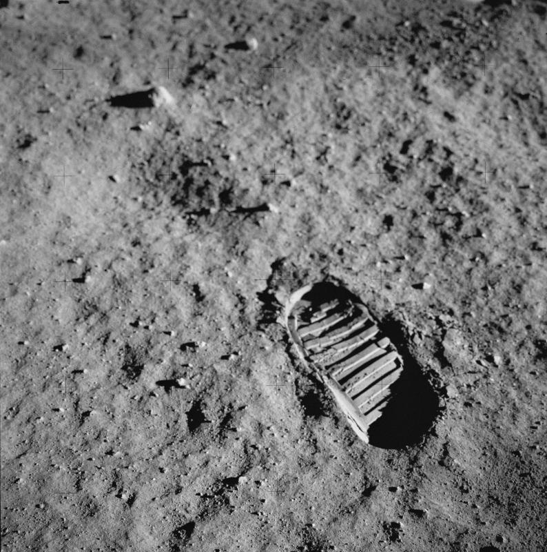 Buzz Aldrin's Apollo A7L/A7LB Lunar Overboot footprint on the moon's
    surface (AS11-40-5878)