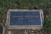 Grave of Wernher von Braun