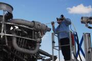 Prepping F-1 Engines (October/November 2007)