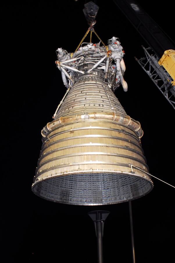 Lifting the F-1 rocket engine onto its throat support during F-5036 Fit Test (March 6, 2008) at Marshall Space Flight Center Engine Displays