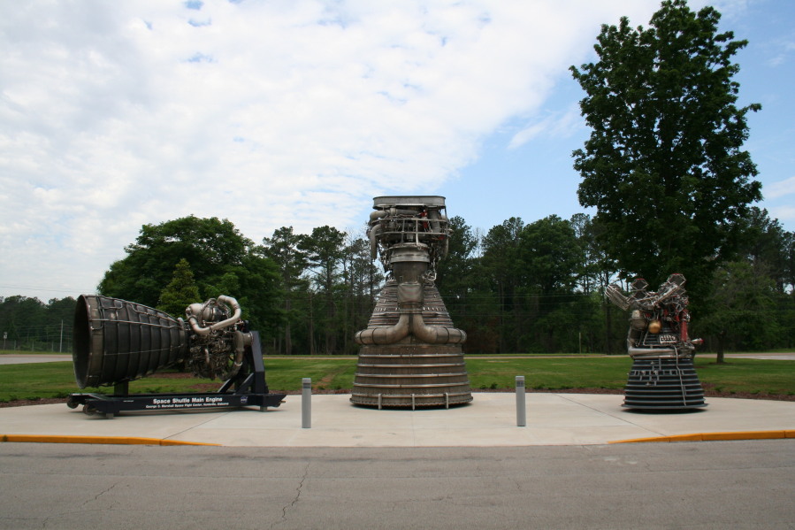 Completed rocket engine display in front of Building 4200 during Installation of Building 4200 Engines (May 13, 2008) at Marshall Space Flight Center Engine Displays