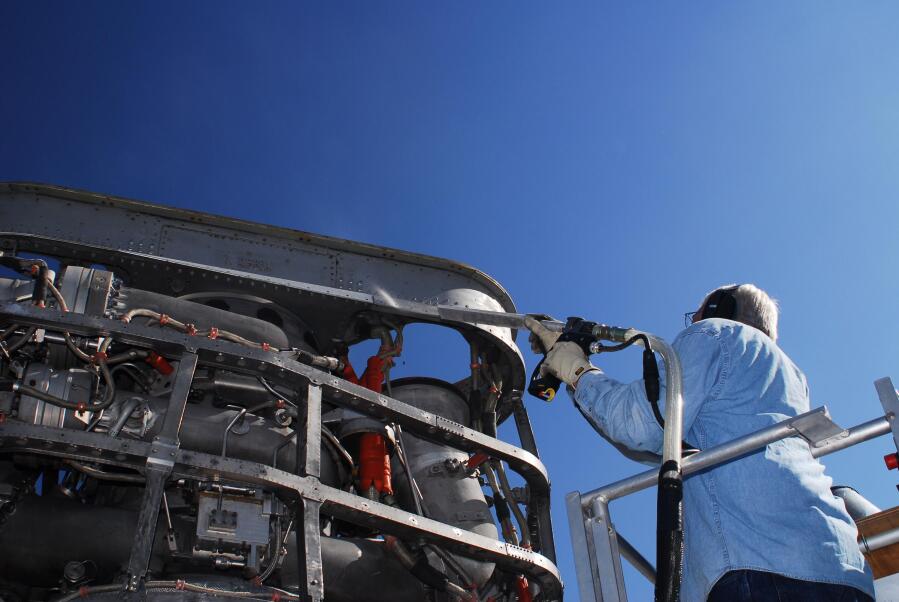 Prepping F-1 Engines (October/November 2007) at Marshall Space Flight Center Engine Displays
