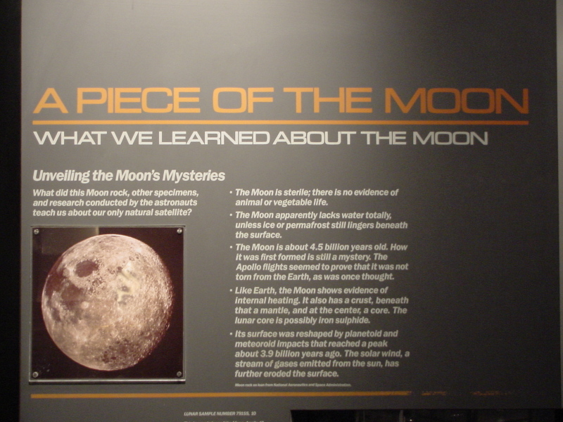 Sign accompanying Moon Rock at Museum of Science & Industry