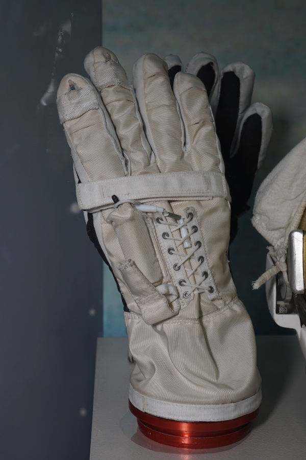 Gemini G4C Suit G4C gloves at Oklahoma History Center