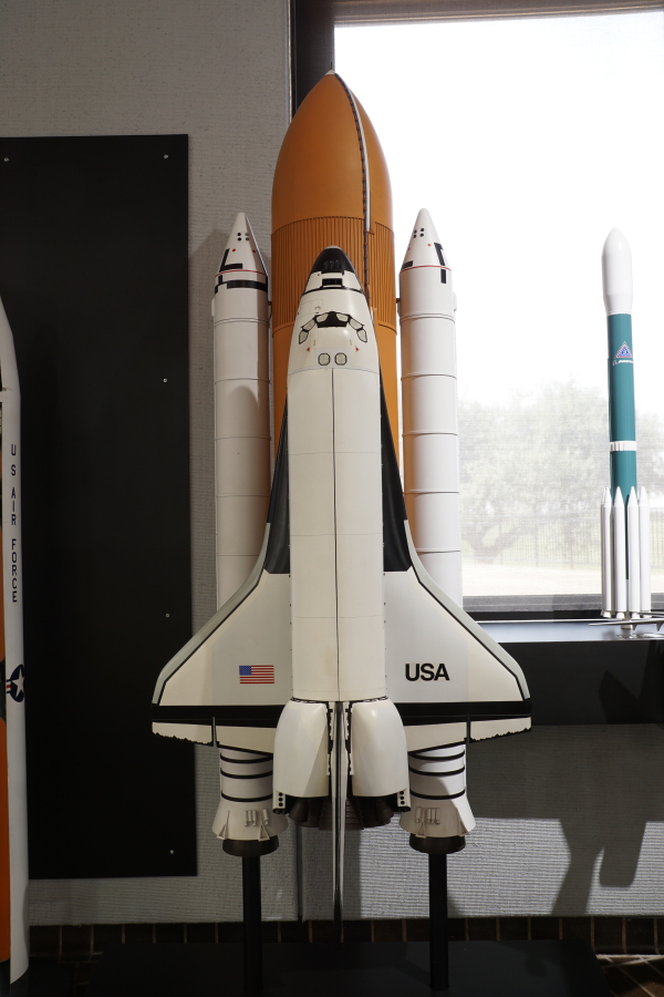 Space Shuttle model at James S. McDonnell Prologue Room