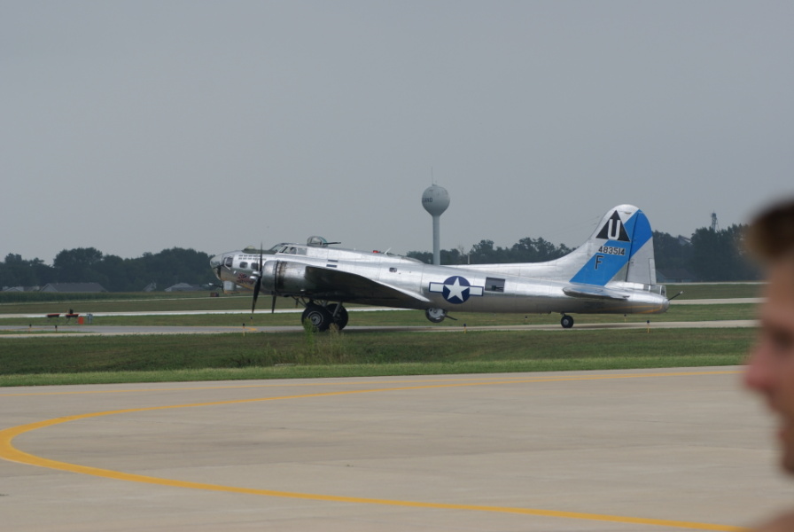 B-17 Sentimental Journey taxiing before flight