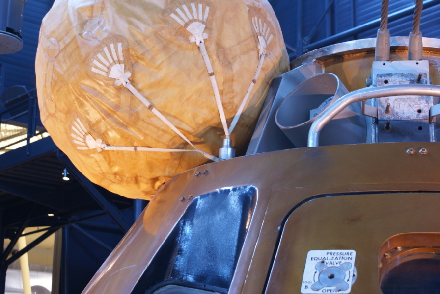 Uprighting bag attachment point on Apollo Boilerplate BP-1102A at Udvar-Hazy Center