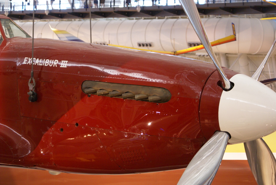 P-51 nose, with exhaust pipes, at Udvar-Hazy Center