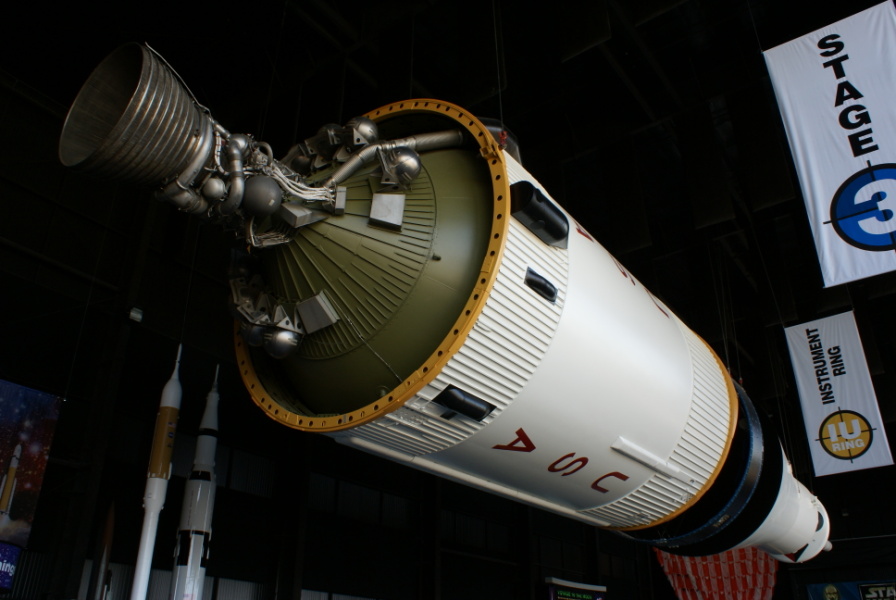Saturn V S-IVB (Third) Stage (Davidson Center), spacecraft lunar module adapter (SLA), and command/service module (CSM) at U.S. Space and Rocket Center