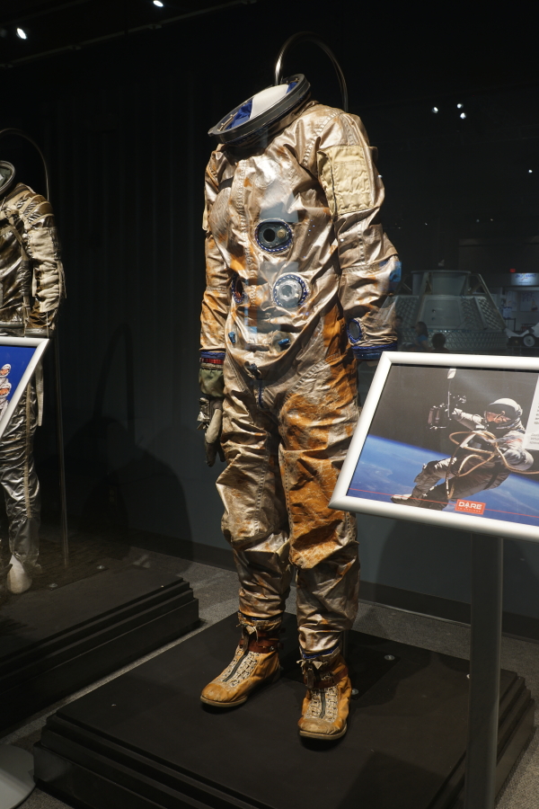 Gemini G2C Suit (Charles Laine) at U.S. Space & Rocket Center