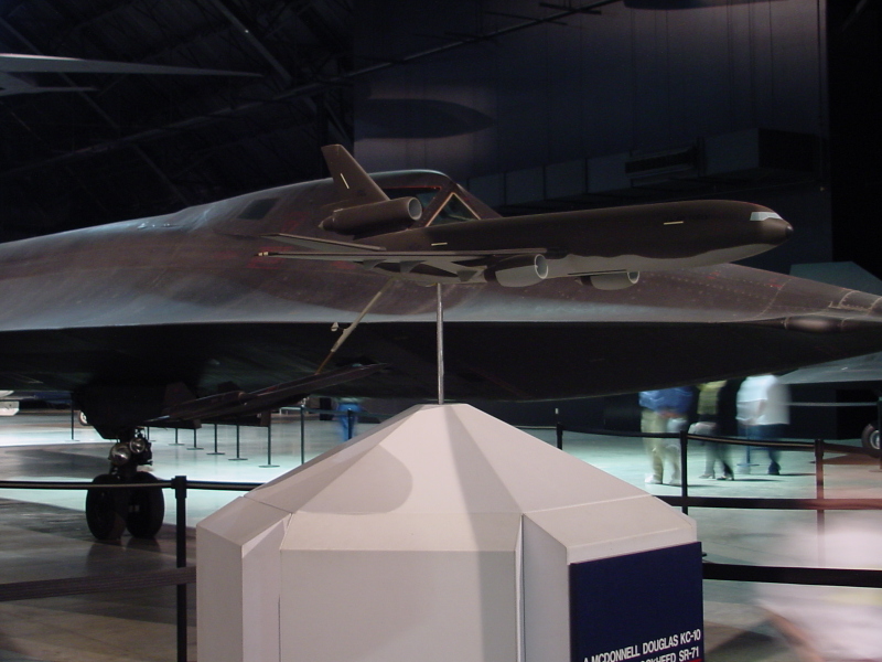 Model of KC-10 refueling SR-71 at Air Force Museum.